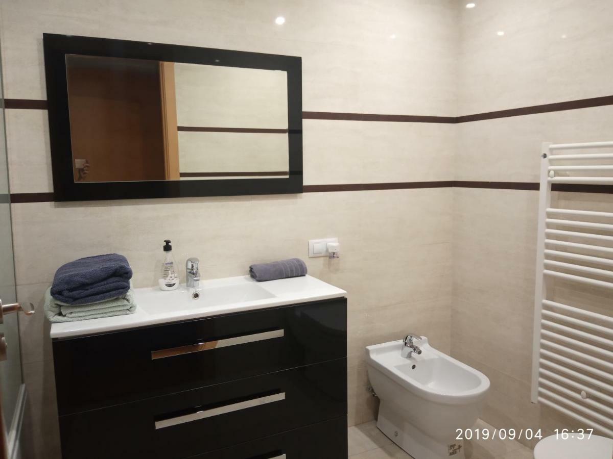 Apartamento Los Lirios Логроньо Экстерьер фото